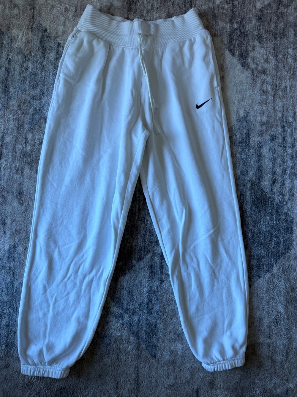 nike cuffed sweatpants